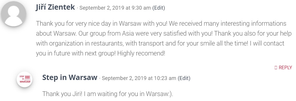 Step in Warsaw – Stadtführerin in Warschau. Touristen aus Tschechien und Birma.